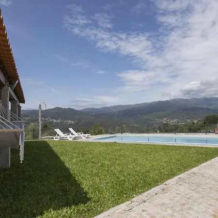 Chalet De Nunide Moradida Privada Com Piscina 度假居 *