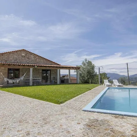 Chalet De Nunide Moradida Privada Com Piscina * 阿尔库什迪瓦尔德维什